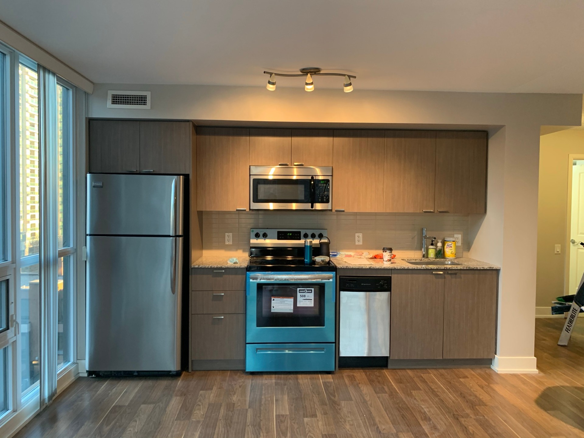 Toronto Condo – photo 1