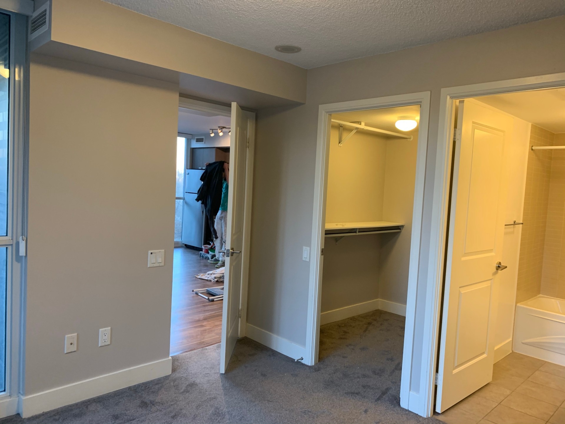 Toronto Condo – photo 3