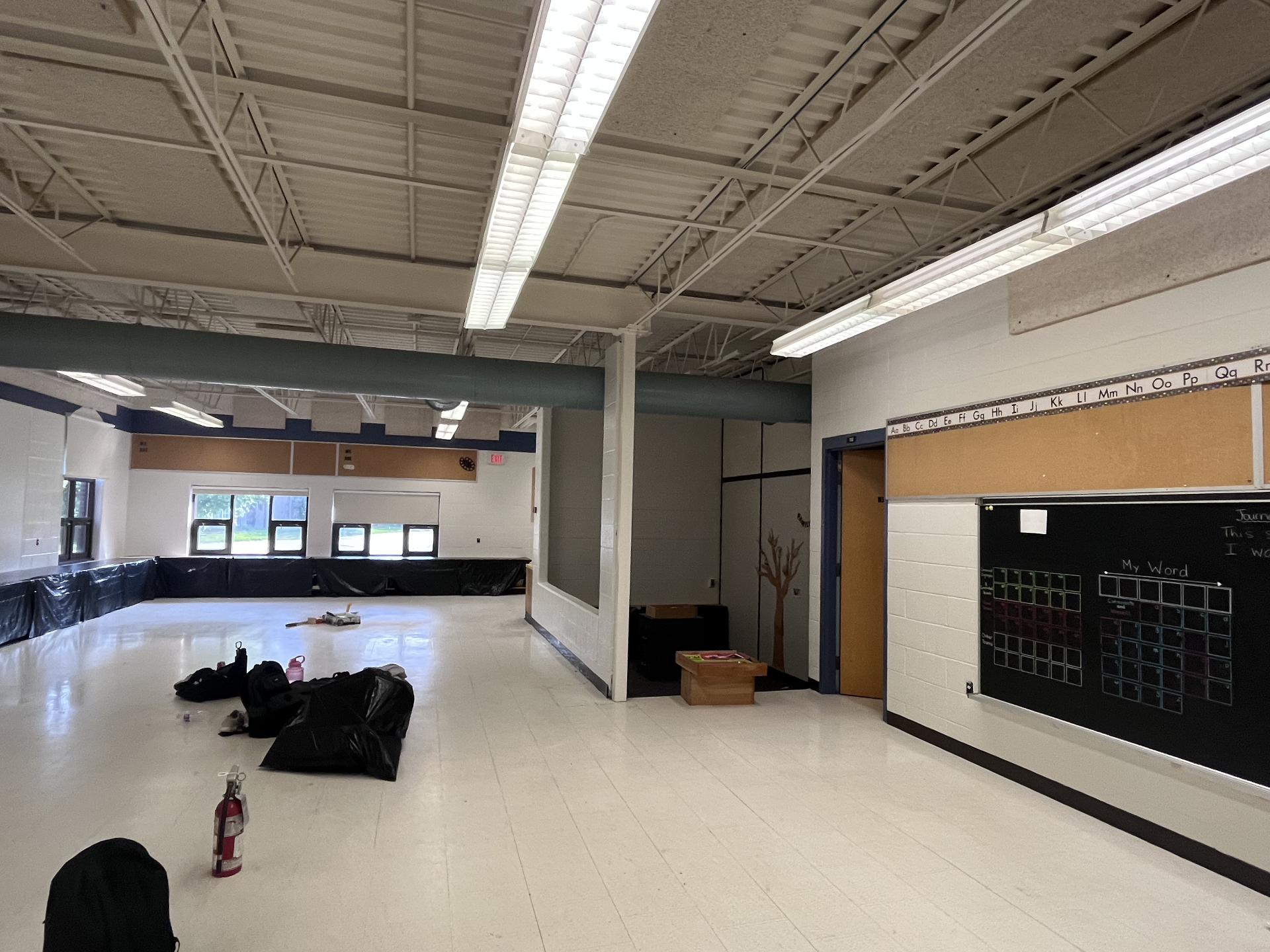 Waverly Public School — Kawartha Pine Ridge DSB – photo 1