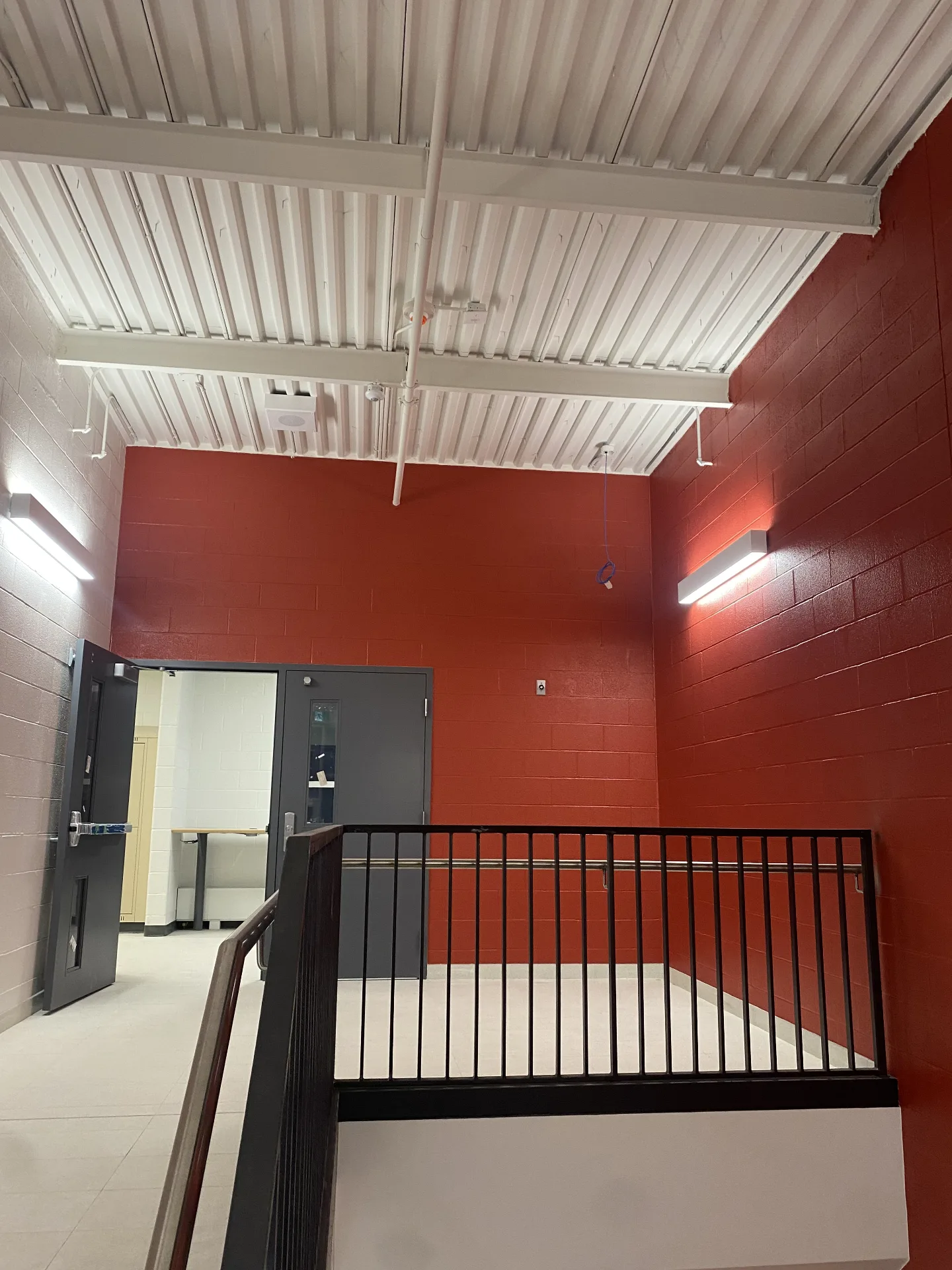 École Secondaire Gabriel Dumont (School Addition) – photo 3