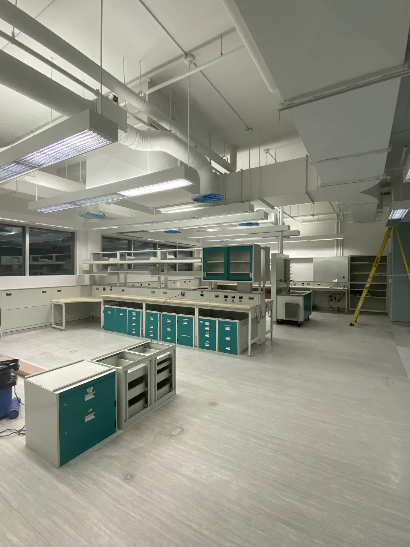 Juravinski Hospital genetics laboratory, Hamilton, Ontario โ finished lab walls, ceiling and piping coated in waterborne epoxy by P&G Renovation